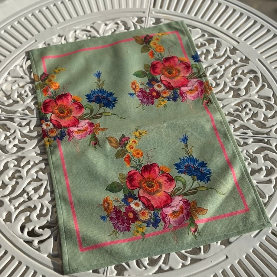 Yeşil Çiçekli Fırın Örtüsü